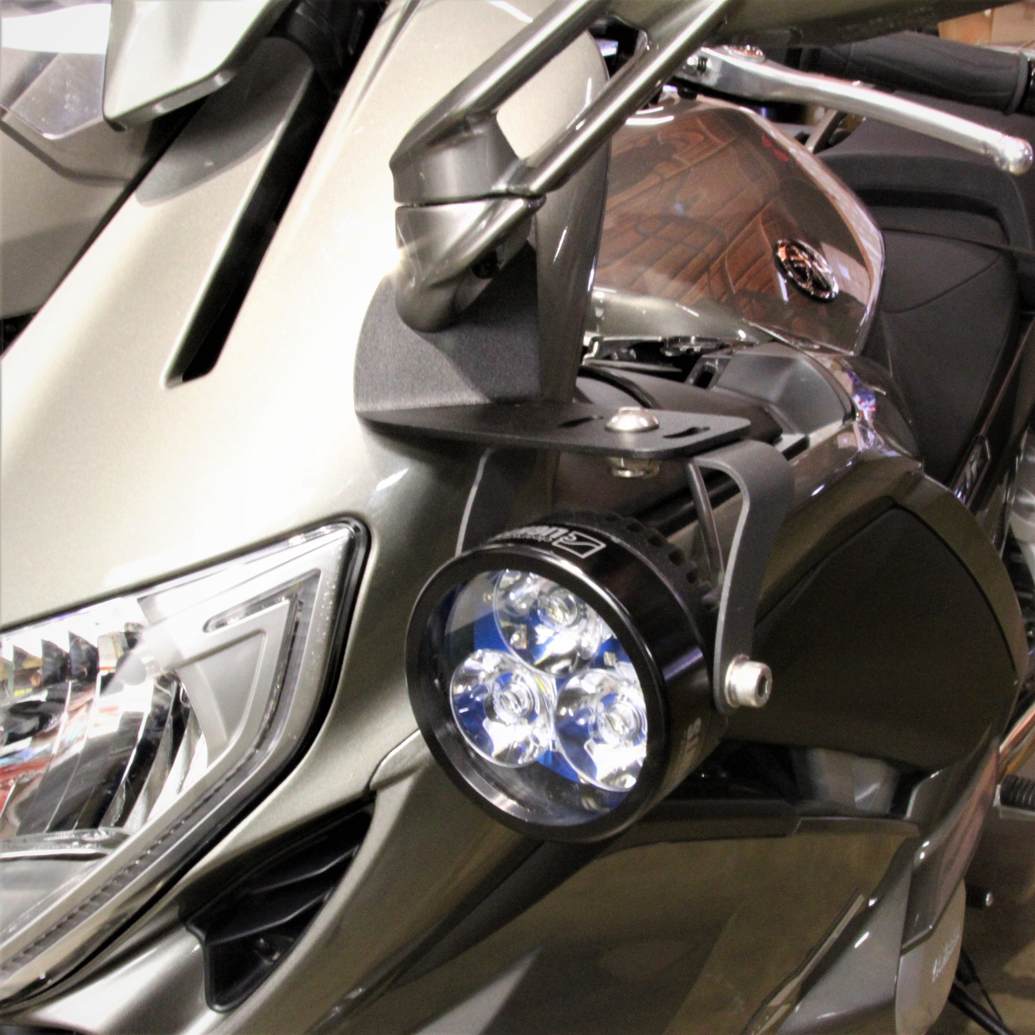 Keri (Yamaha FJR 2002-2015) LED Lights